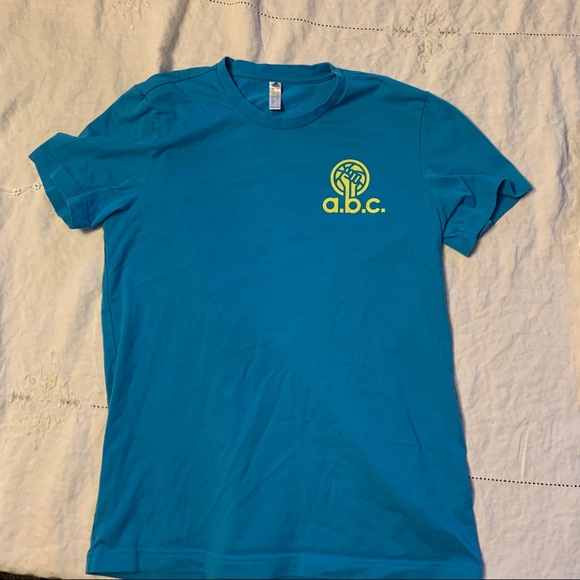 Adidas Tee - Picture 1 of 3